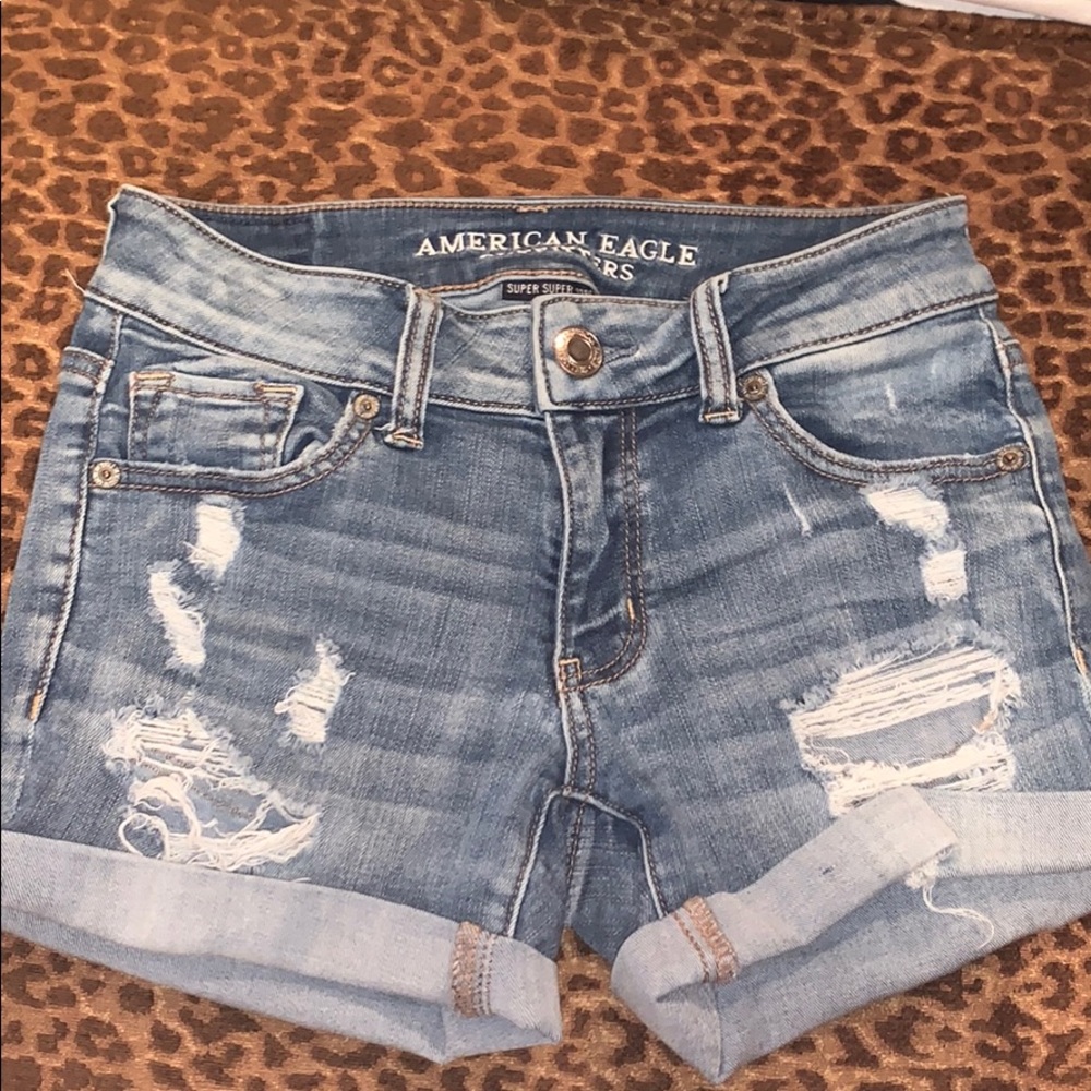 American Eagle Size 0 Midi Jean Short